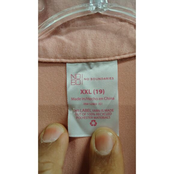 No Boundaries Women's Pink XXL Long Sleeve Button-Up Blouse - Picture 4 of 6